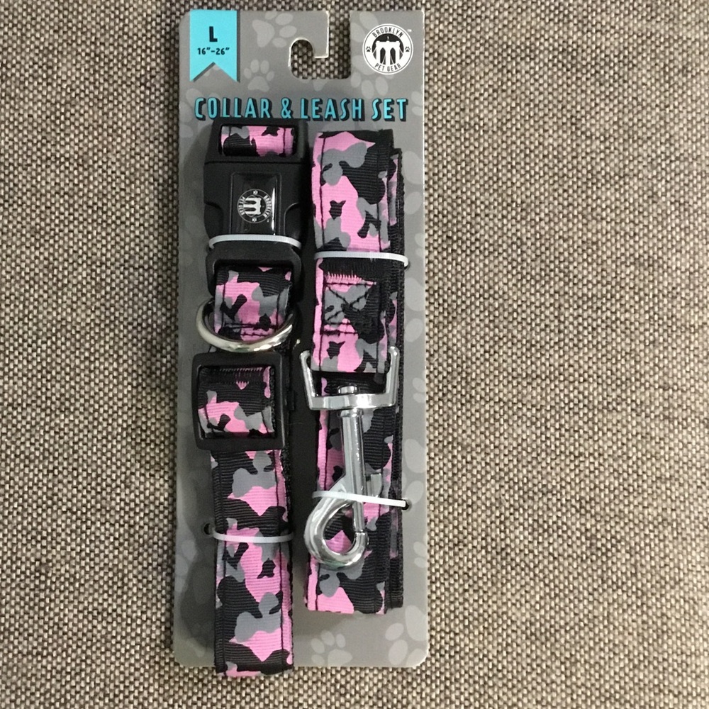 Brooklyn Pink Camo Collar & Leash Set , NWT.